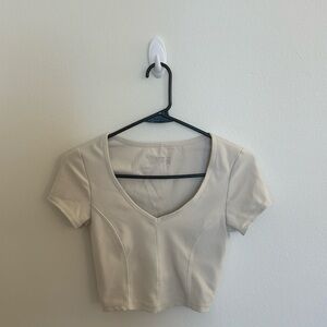 Aerie Short Sleeve Cream Colored Workout Top in Size XSmall! Only worn ONE time!
